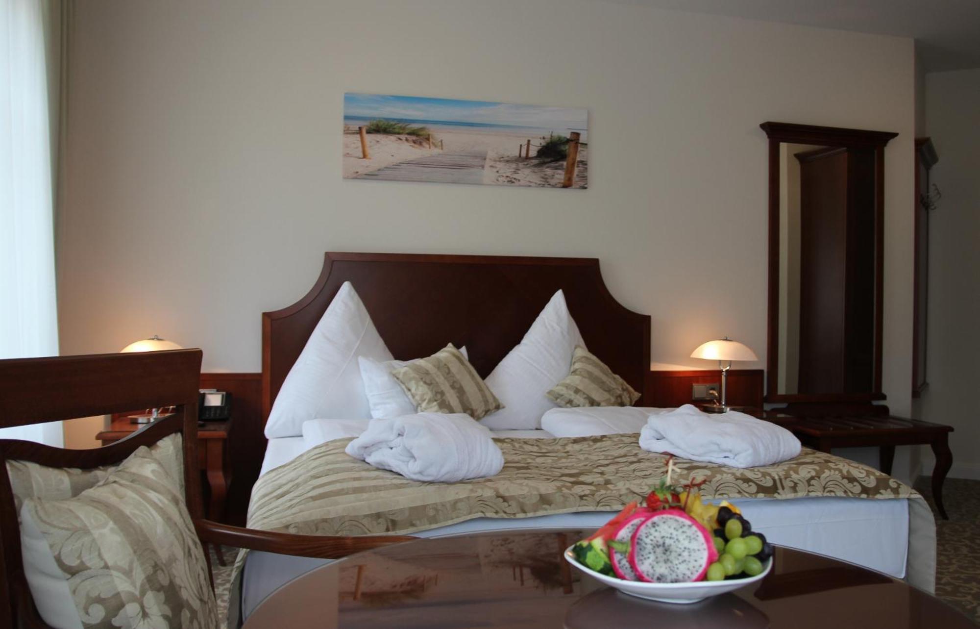 Avalon Hotel Bellevue Fehmarn Esterno foto